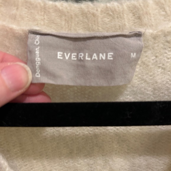 EVERLANE Alpaca Boxy Cream Sweater Vest Women's M Academia Minimalist Preppy - Picture 5 of 6